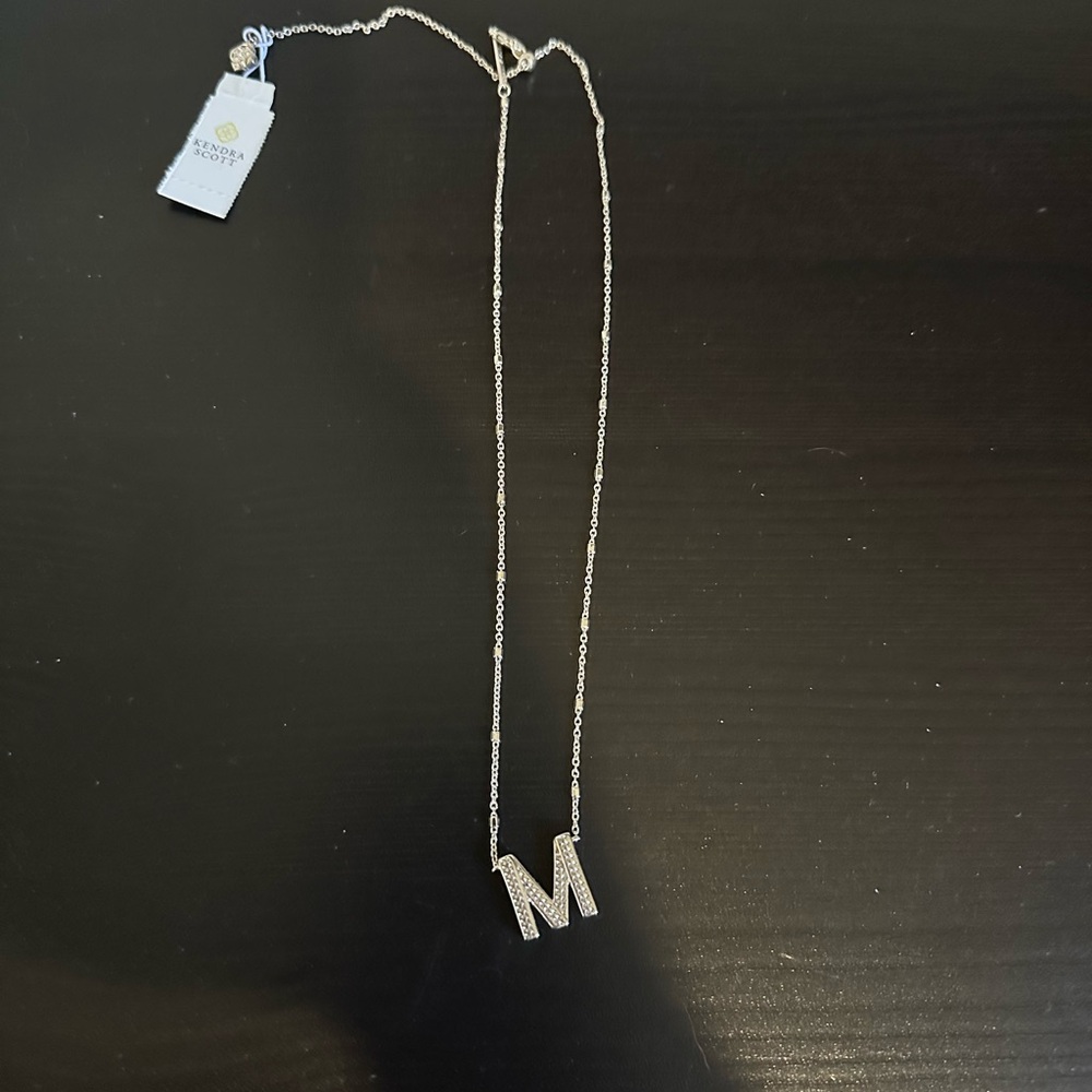Kendra Scott M Necklace